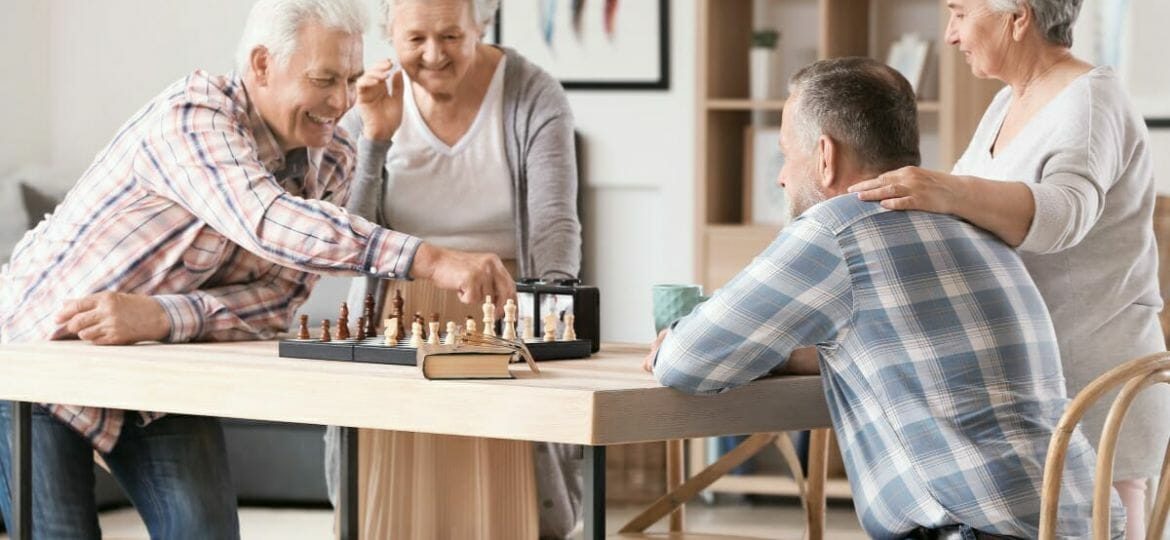 senior-housing-bracciali-smart-seremy-anziani