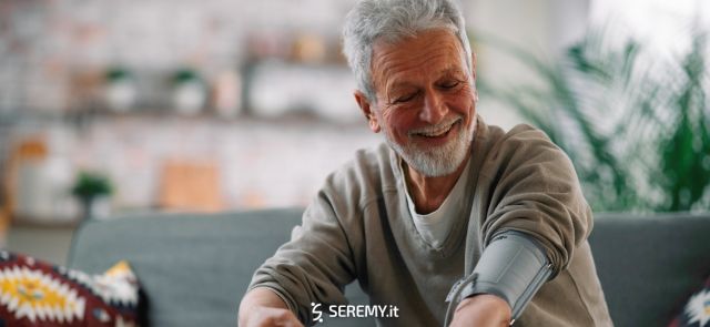 seremy-salvavita-anziani-vacanza-pressione-sangue-svenimenti-100